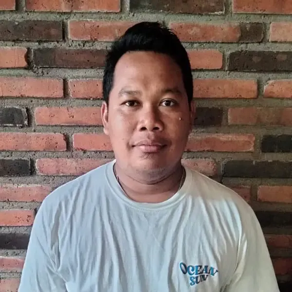 Komang Suartana, SSI Divemaster Instructor at Ocean Sun